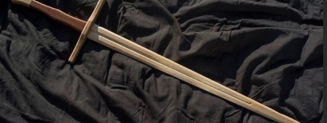 Medieval Swords: The Legendary Weapons of Knights and Warriors