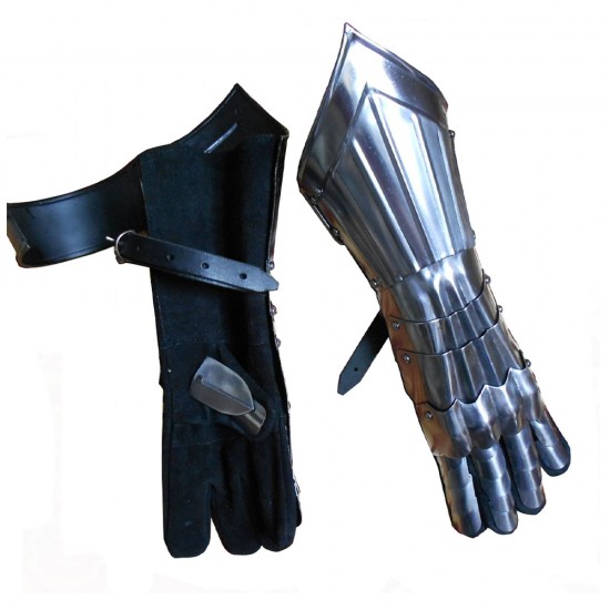 Knight Gothic Gauntlet
